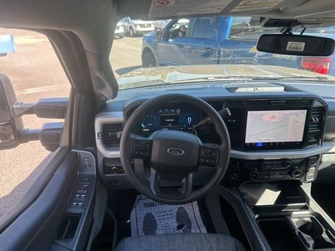New 2026 Ford F250 XLT w/ XLT Premium Package RWD image 27