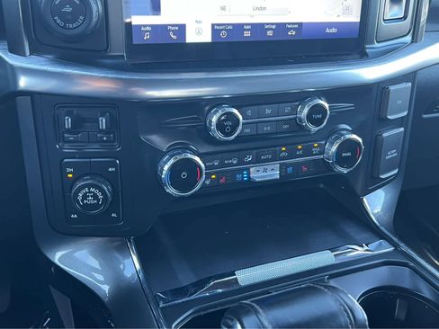 Used 2022 Ford F150 Lariat w/ Equipment Group 502A High image 38