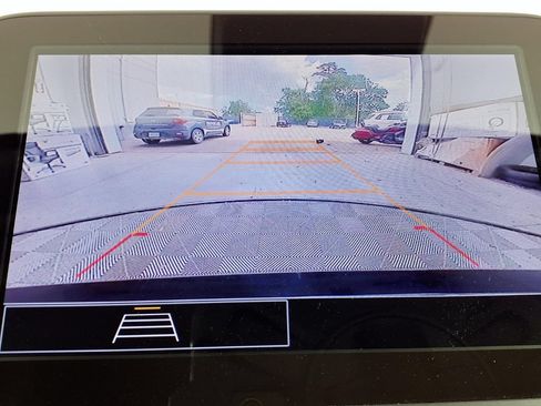 Used 2024 Chevrolet Malibu LT FWD image 14