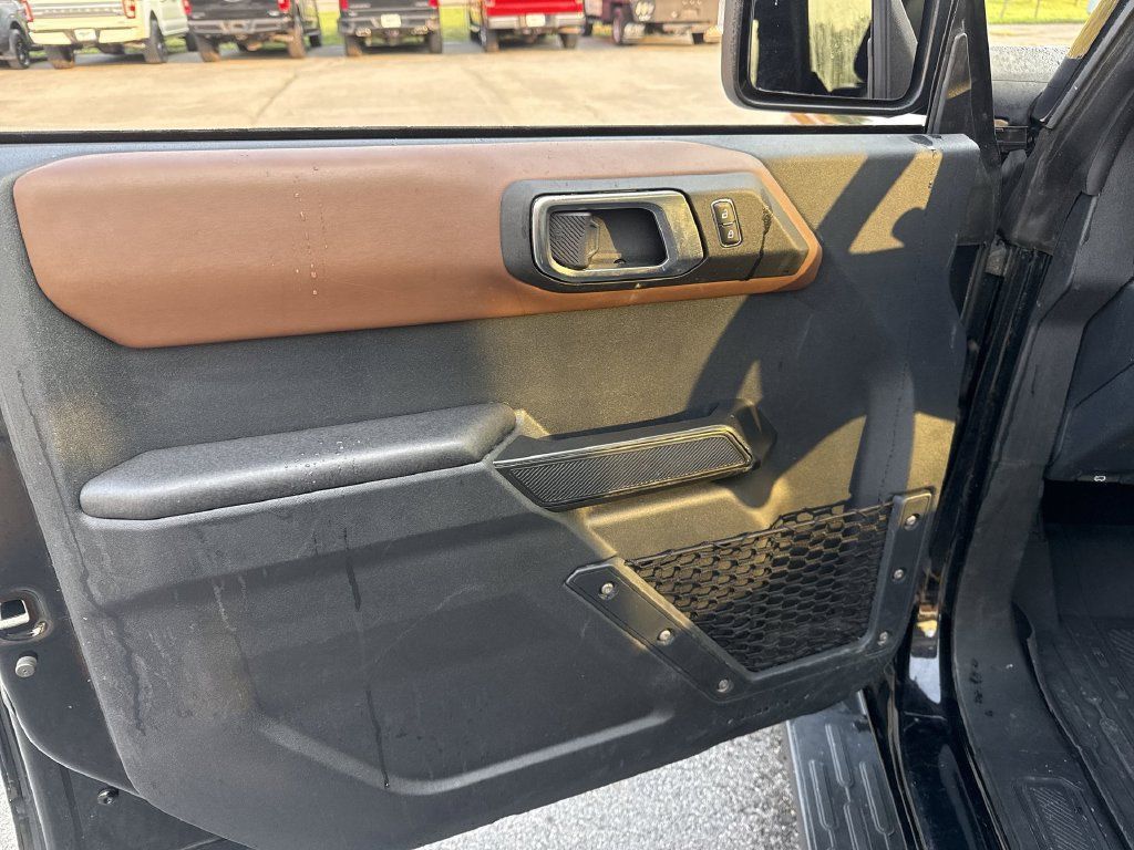 Used 2024 Ford Bronco Outer Banks AWD/4WD image 21