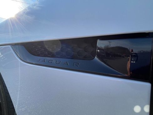 Used 2017 Jaguar F-TYPE Coupe image 13