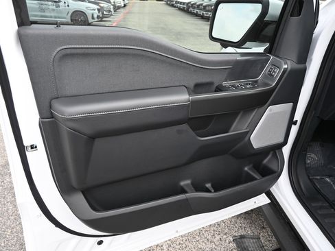 New 2025 Ford F150 Lariat w/ Equipment Group 502A High image 14