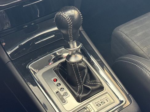 Used 2013 Mitsubishi Lancer Evolution MR AWD/4WD image 16