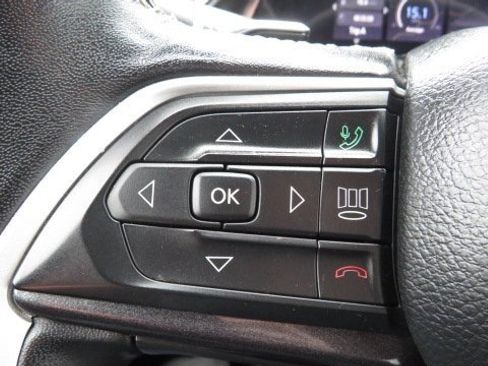 Used 2022 Jeep Grand Cherokee Altitude image 23