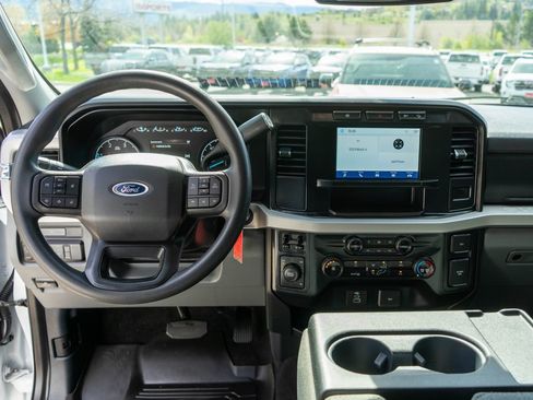 Used 2023 Ford F450 XLT w/ FX4 Off-Road Package AWD/4WD image 13