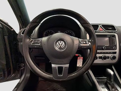 Used 2014 Volkswagen Eos Komfort FWD image 10