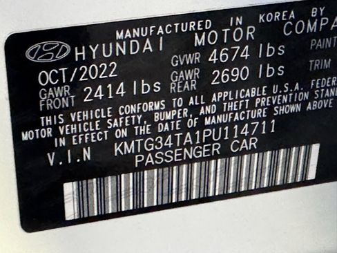 Used 2023 Genesis G70 2.0T w/ Sport Prestige Package image 39