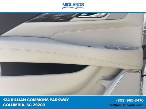 Used 2019 Cadillac Escalade ESV Premium Luxury w/ LPO, Radiant Package AWD/4WD image 15