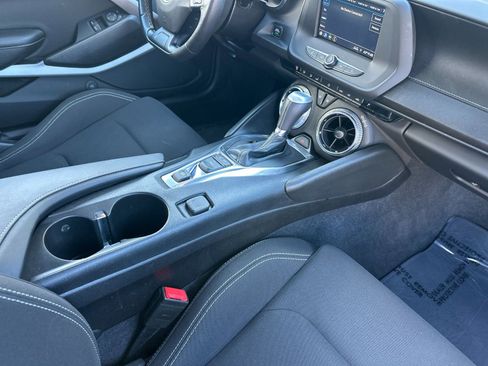 Used 2019 Chevrolet Camaro LT image 15