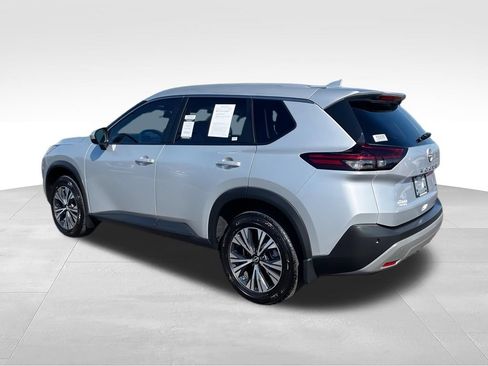 Used 2023 Nissan Rogue SV w/ SV Premium B Package FWD image 6