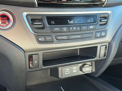Used 2025 Honda Ridgeline RTL image 19