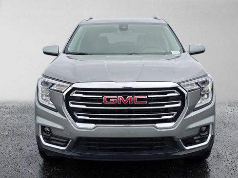 Certified 2024 GMC Terrain SLT AWD/4WD image 8
