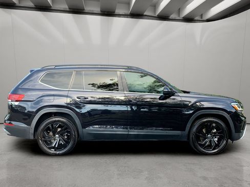 Used 2022 Volkswagen Atlas SE w/ Panoramic Sunroof Package AWD/4WD image 6