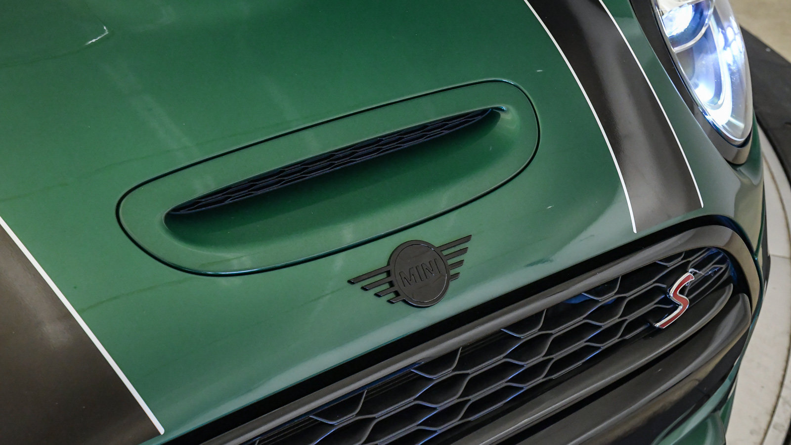 Used 2021 MINI Cooper S w/ Driver Assistance Package FWD image 8