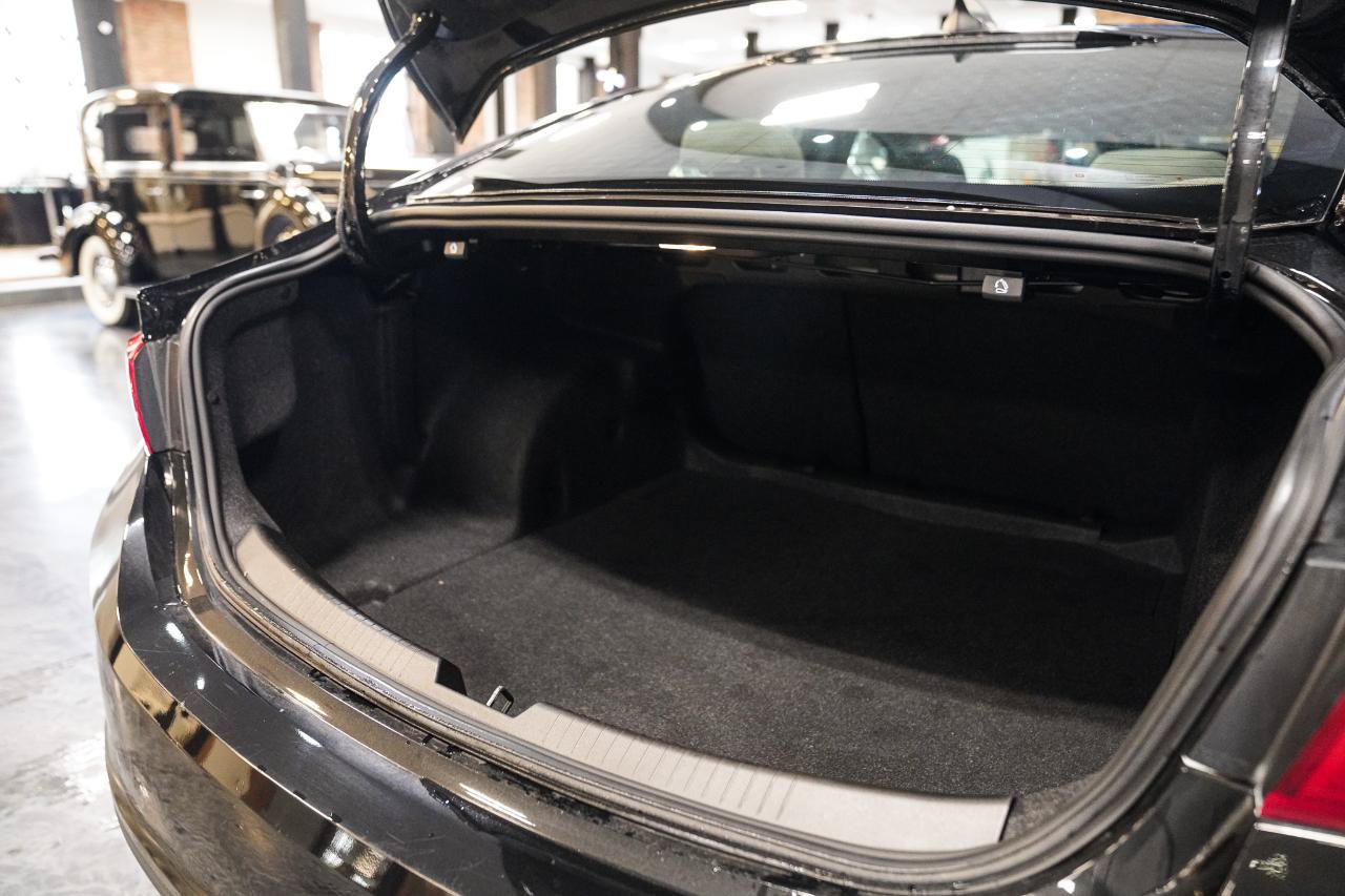 Used 2024 Chevrolet Malibu LS FWD image 17