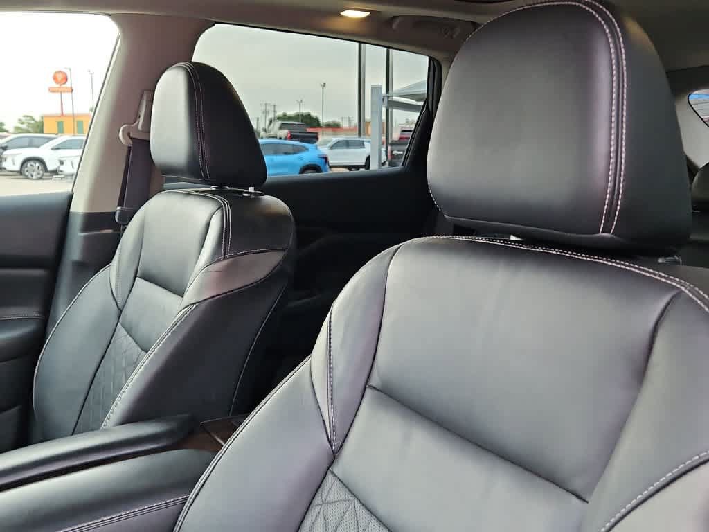 Used 2019 Nissan Murano Platinum w/ Cargo Package FWD image 15