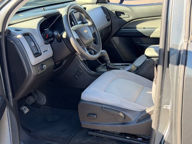 Used 2017 Chevrolet Colorado W/T RWD image 11