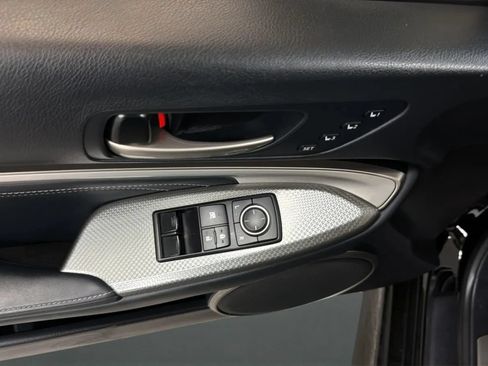 Used 2016 Lexus RC 350 RWD image 17