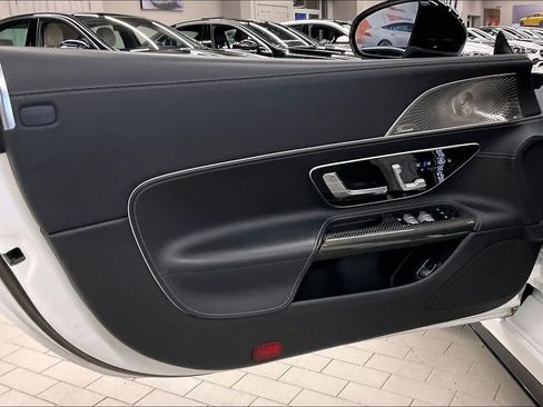 Certified 2022 Mercedes-Benz SL 63 AMG 4MATIC image 15