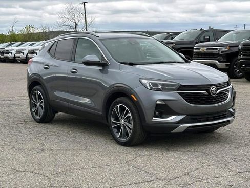 Used 2021 Buick Encore GX Essence FWD image 8