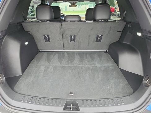 Certified 2025 Chevrolet Equinox ACTIV w/ Safety and Technology Package AWD/4WD image 29