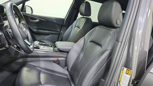 Used 2025 Audi Q7 3.0T Premium Plus AWD/4WD image 10