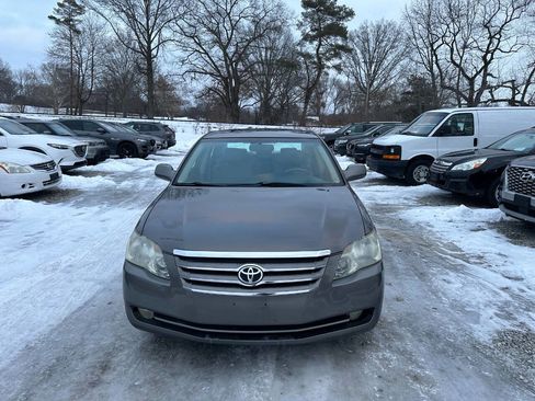 Used 2007 Toyota Avalon XL image 2