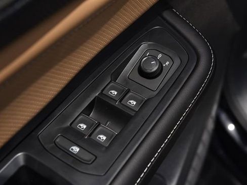 New 2026 Volkswagen Atlas Cross Sport SEL AWD/4WD image 8