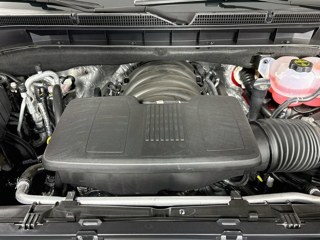 New 2026 GMC Yukon XL AT4 w/ AT4 Premium Package AWD/4WD image 32
