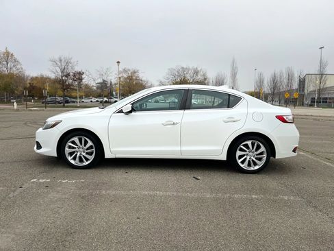 Used 2018 Acura ILX FWD image 8