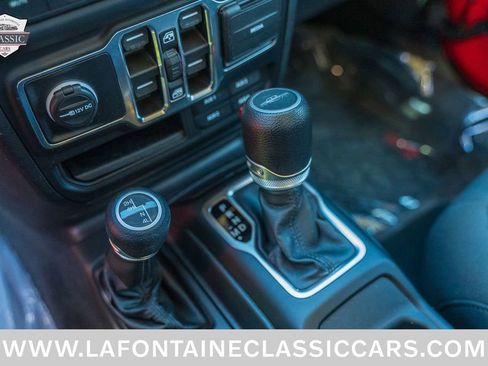 Used 2020 Jeep Gladiator Sport w/ Technology Group image 64