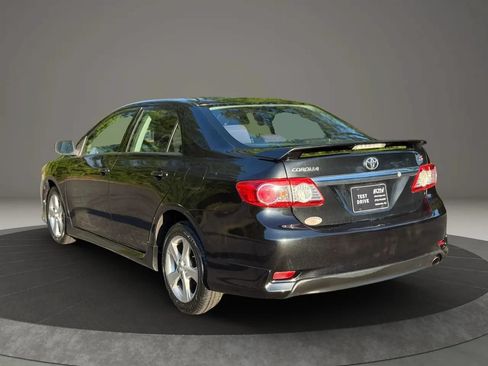 Used 2011 Toyota Corolla S FWD image 4