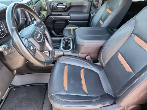 Used 2023 GMC Sierra 2500 AT4 w/ AT4 Preferred Package image 9