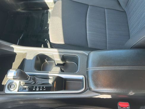 Used 2024 Nissan Sentra SV FWD image 14
