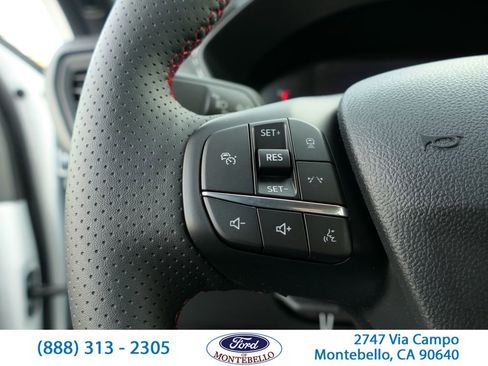 Used 2025 Ford Escape ST-Line w/ Equipment Group 301A image 15