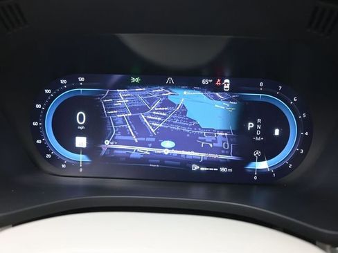 Used 2023 Volvo XC60 B5 Plus w/ Climate Package image 23