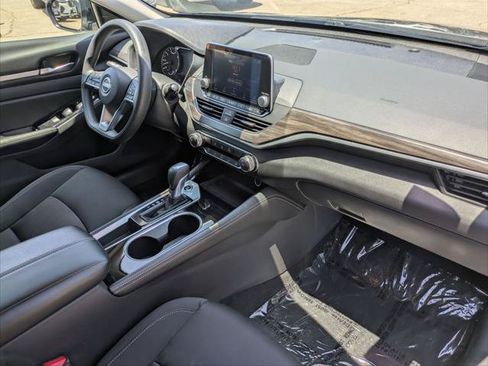 Used 2023 Nissan Altima 2.5 SV FWD image 26
