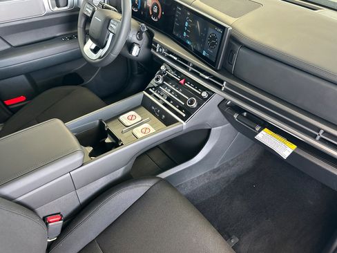 New 2026 Hyundai Santa Fe SE image 17