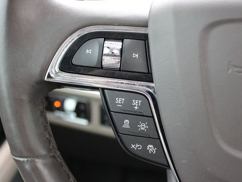 Used 2023 Lincoln Navigator Reserve RWD image 38