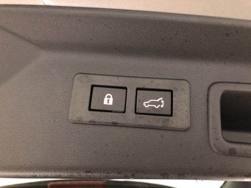 Used 2026 Subaru Forester Premium image 9