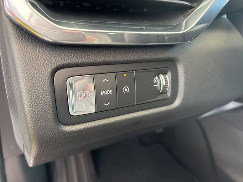 New 2026 GMC Acadia Elevation image 14