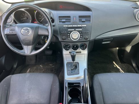 Used 2010 MAZDA MAZDA3 i Sport image 10