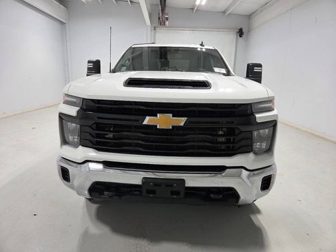 Used 2024 Chevrolet Silverado 2500 W/T w/ WT Fleet Convenience Package AWD/4WD image 9