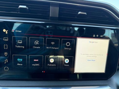 Used 2025 GMC Sierra 3500 Denali Ultimate image 16