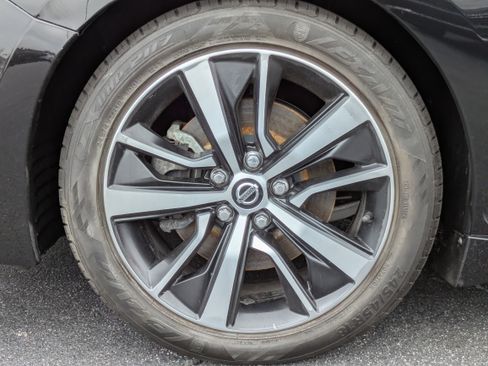 Used 2022 Nissan Maxima SV w/ Floor Mat Group image 31