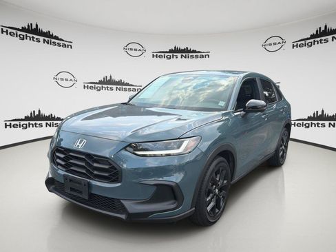 Used 2023 Honda HR-V Sport image 2