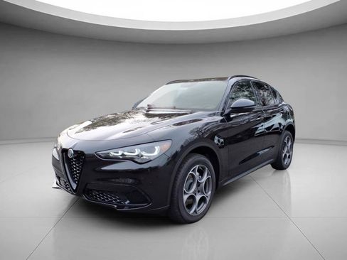 New 2025 Alfa Romeo Stelvio Sprint w/ Convenience Package AWD/4WD image 1
