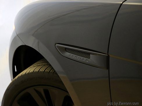 Used 2020 Jaguar F-PACE S image 10