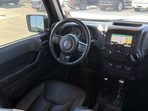 Used 2017 Jeep Wrangler Unlimited Sahara AWD/4WD image 82