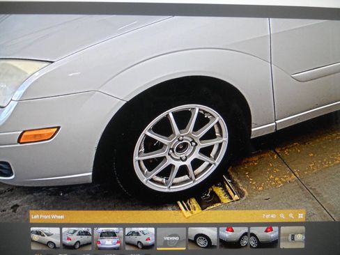 Used 2006 Ford Focus SES FWD image 7
